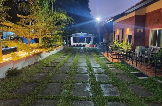 Redrock homestay