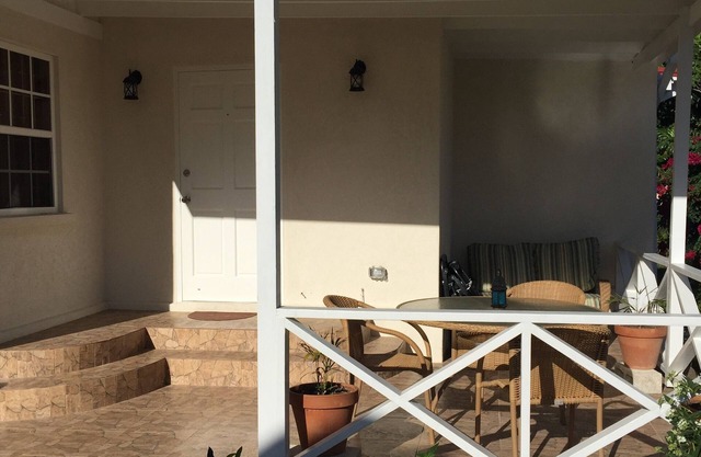 REDUCED RATE: Modern,Spacious,Unbeatable Location, close to amenities,SUPER HOST