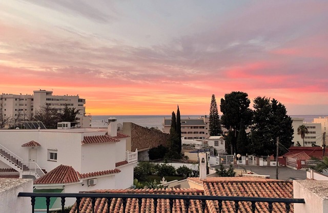 Ref 290: Townhouse with roof terrace ,pool sea view,& easy walk to the beach.