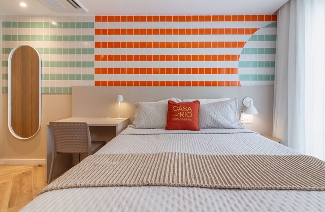 Refuge a Few Steps From Copacabana Beach | Q8