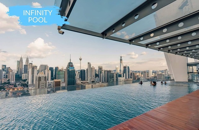 Regalia Residence KL Infinity Pool