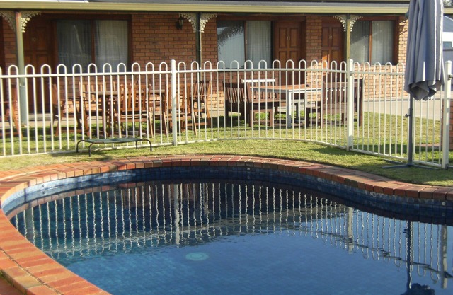 Regency Court Motel