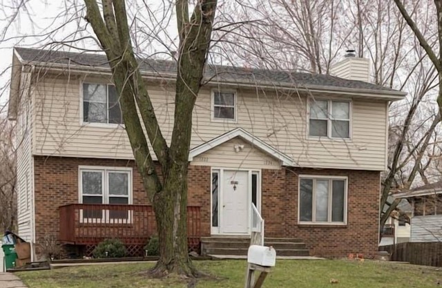 Reimagined Duplex near West Des Moines 2BR