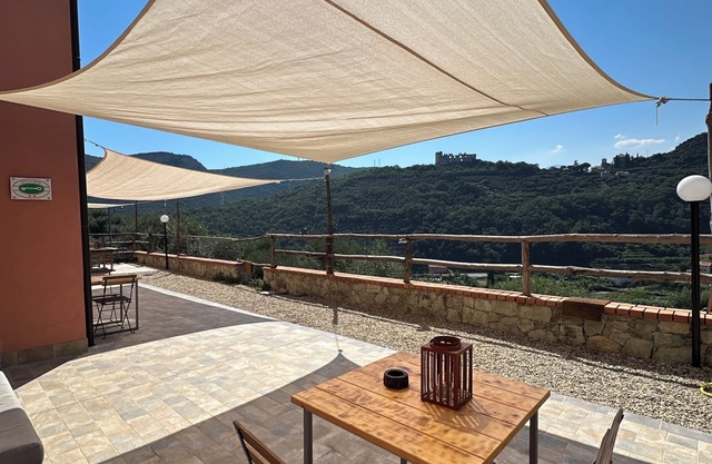 Relaxation in nature a stone's throw from the sea and the medieval village of Finalborgo