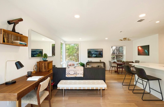 Remodeled duplex in Barton Hills with open kitchen, great patio. Sunset views.