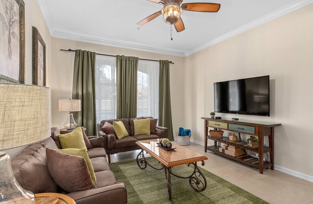 Remodeled - Windsor Hills - Ground Floor - No Carpets Quiet Area - Disney Area