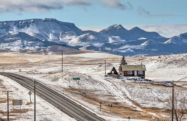 Remote Wolf Creek Cabin - Wide Open Spaces!