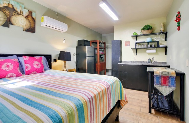 Remote Workers Welcome: Studio in Santa Rosa!