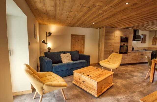 Renovated 2-Bed Apartment for 6 in the Heart of Morillon Village
