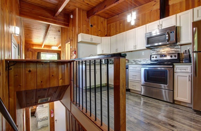 Renovated Alaskan Traditional with airport, parks, highway access nearby