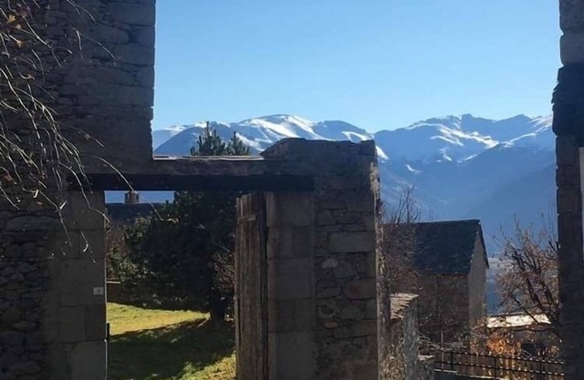 Renovated Catalan farmhouse for rent near Font Romeu sleeps 22