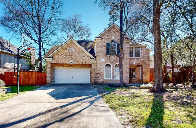 Renovated & spacious home in a quiet neighborhood with yard & gourmet kitchen