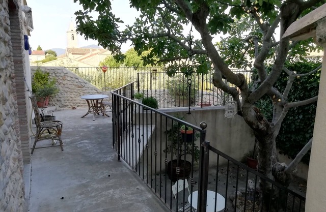 Rent by the week for 2 people village house