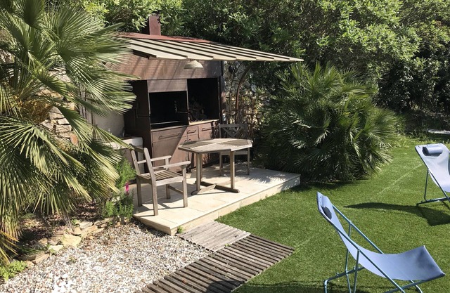 Rent pretty little villa on the top of Cassis