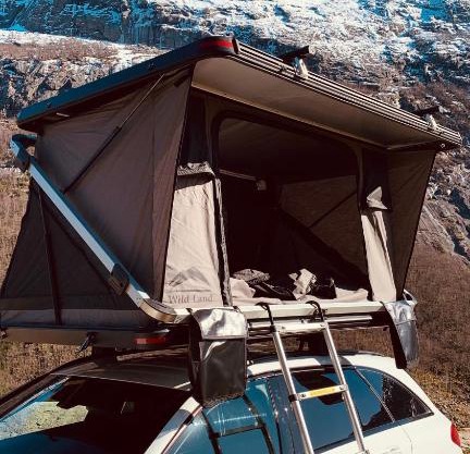 Rent Rooftop tent for car with roofrack