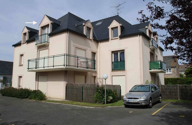 RENTAL APARTMENT IN SAINT MALO 2 ROOMS 1 BATHROOM 1 WC FOR UP TO 4 PEOPLE