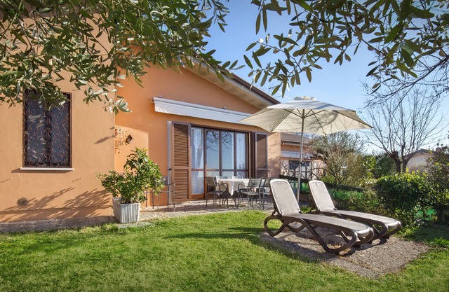 Residence Ai Vigneti With Pool