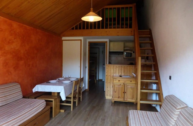 Residence L'ermitage - 2-room apartment for 4 people located in Méribel center close to shops and ski slopes
