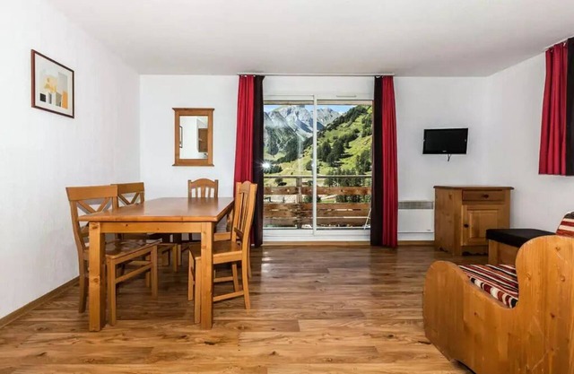 Residence Les Cimes du Val d'Allos* - 2 Rooms 4/6 People