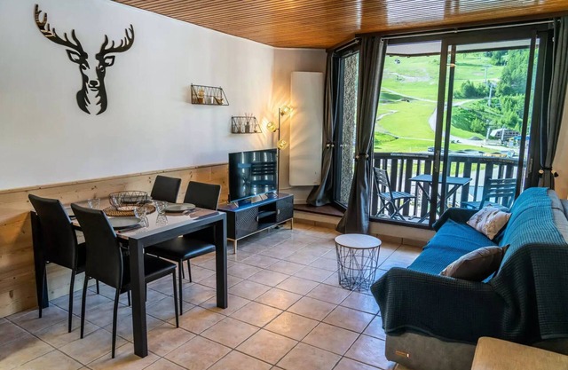 Residence Les Cembros - Studio for 4 people in the heart of the resort