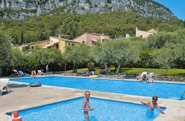 Residence Pratone, Garda