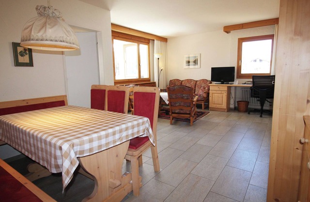Residenza Lagrev - 2 room flat no. 012 - type 21A - raised ground floor - south