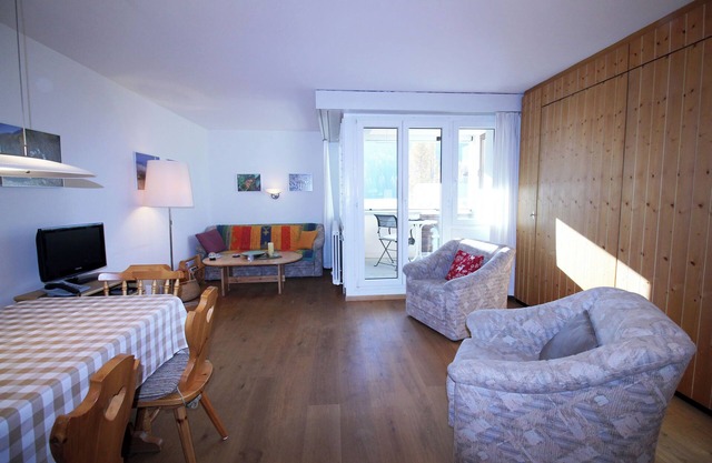 Residenza Lagrev - 2 1/2 room apartment no. 106 - type 25A - 1st floor - south
