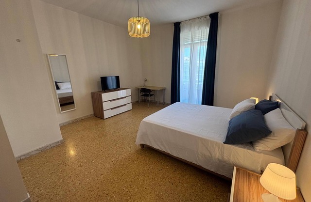Residenza Monteverde - complete apartment perfect for groups and couples