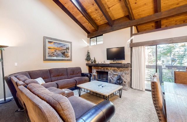 Resort townhome with private beach access & lakefront pool
