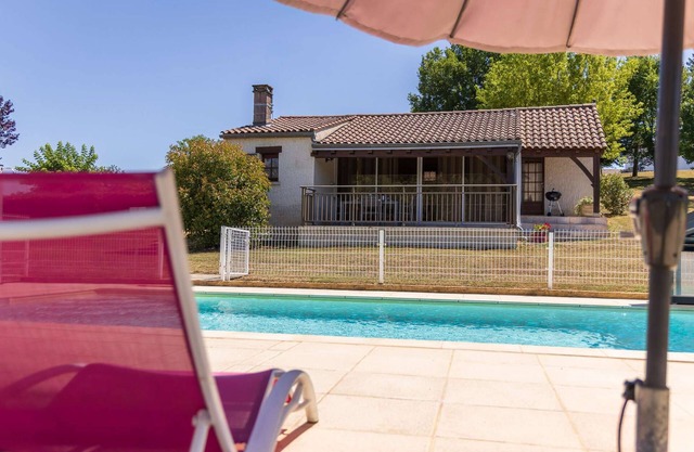 RESOULES II - 1 star, swimming pool, nature
