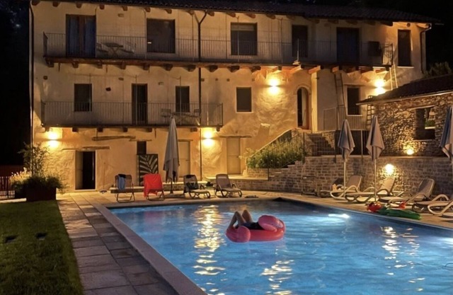 Restored 17th Century Villa with Swimming Pool, Chef's Kitchen+WiFi+AC