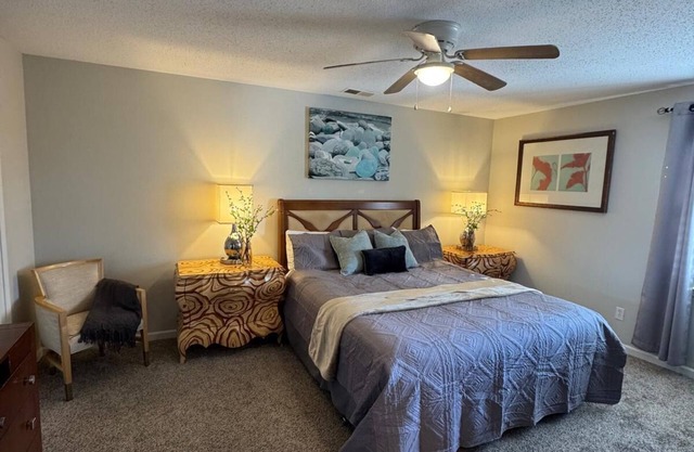 Retreat 5-bedroom Home with Private Pool in Memphis