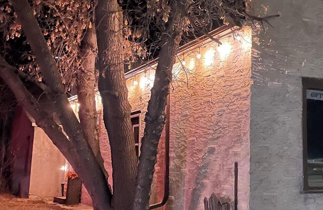 Retro 1946 Villa Retreat in St. Walburg, the gateway to nature’s lakes & forest.