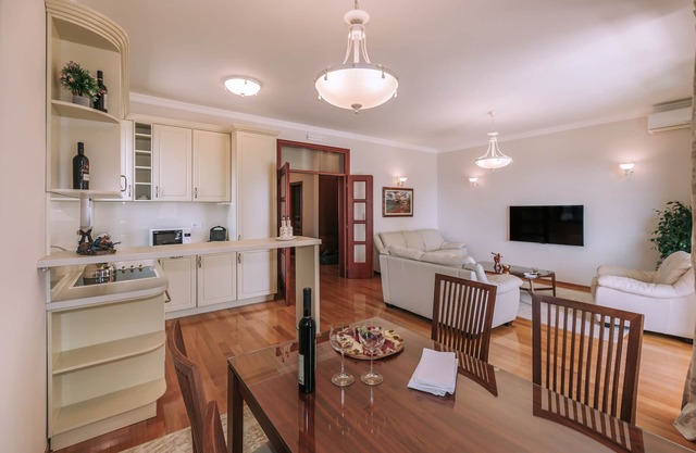 Retro Two Bedroom Apartment in Center of Budva