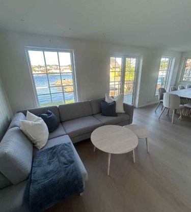 Rett i sjøkanten