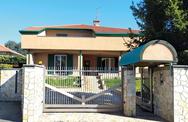 Rho Mind Villa