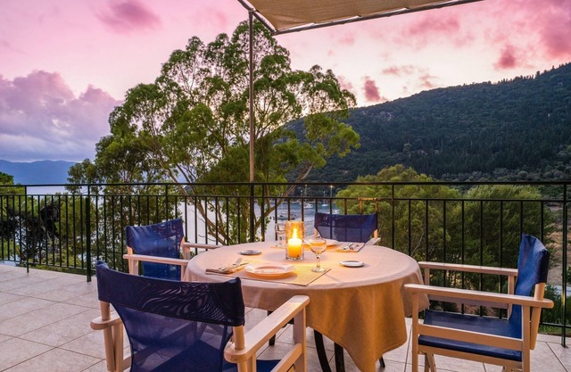 Rhodia Beach Villa - One Bedroom Villa, Sleeps 2