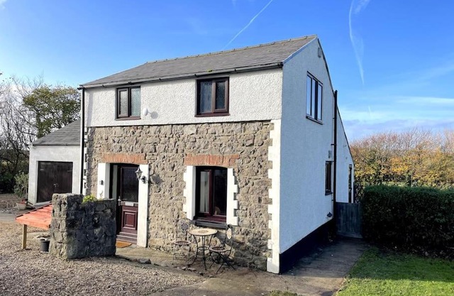 Rhossili's Retreat - AONB - Gower Rural Sleeps up to 6