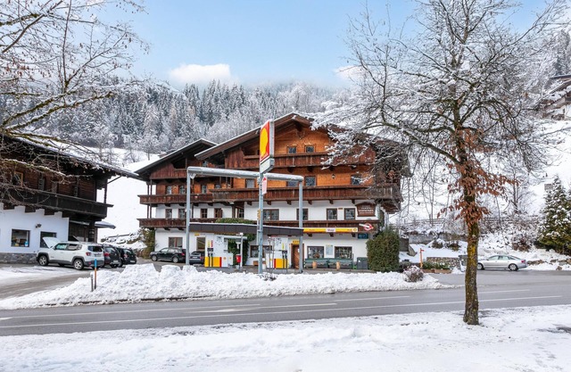Right by the ski lift - 2 apartments in Alpbach