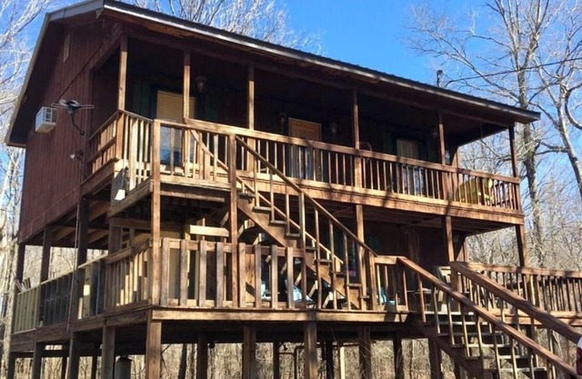 River Escape Serene 2 Br Drift Away Cabin