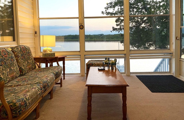 Riverfront cottage getaway