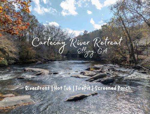Riverfront Home w Deck & Hot Tub