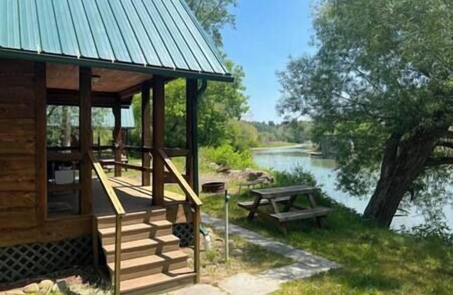 :)Riverfront Peace | 4QB/Slp8 | Relax & Recharge #3