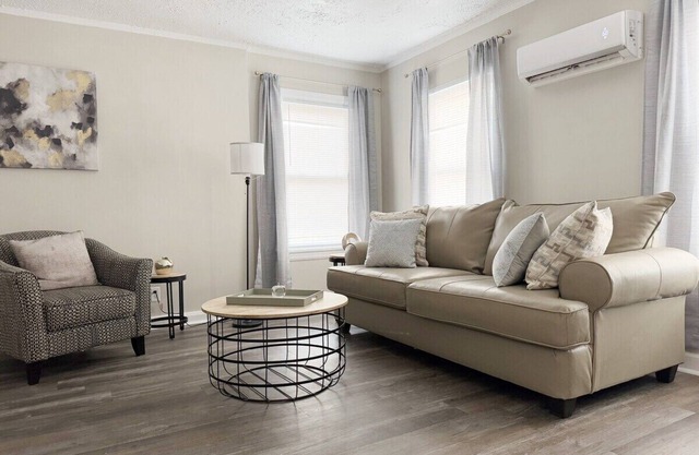 Riverside A3 -EVV 1BR-1BA Apt