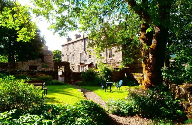 Riverside Bed & Breakfast