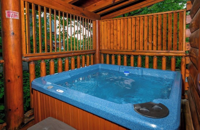 Rockin' in the Smokies | Enjoy grilling out, cozying up in the hot tub, or playing arcade games!