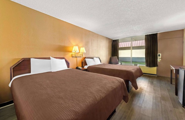 Rodeway Inn