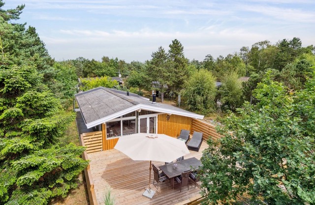"Roir" - 250m from the sea by Interhome
