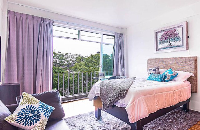 Roma Sur Apartments with Balcony - Family Friendly
