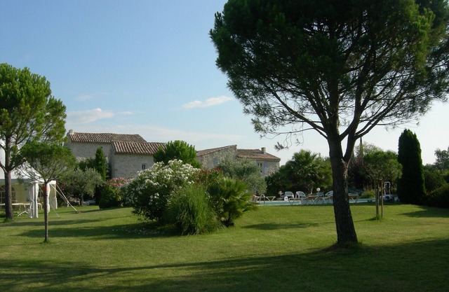 Romantic LOFT in 18th century Provencal farmhouse
